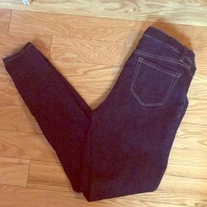 Li Lange side panel maternity skinnies.